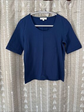 Kettlewell Scoop neck 1/2 sleeve in Celestial blue